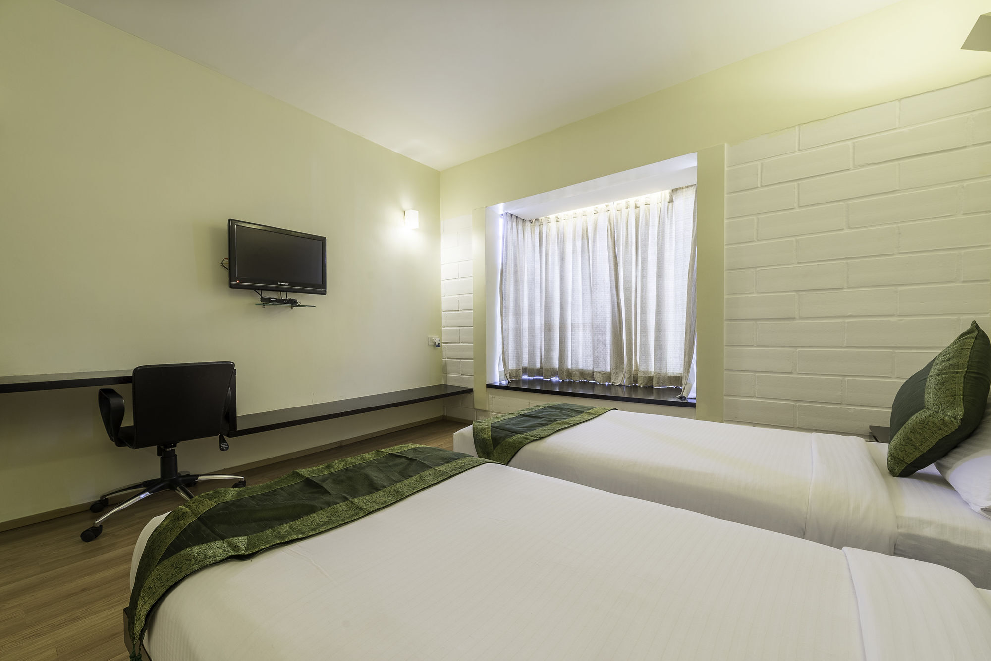 Treebo Trend Spektrum Suites Майсур Экстерьер фото