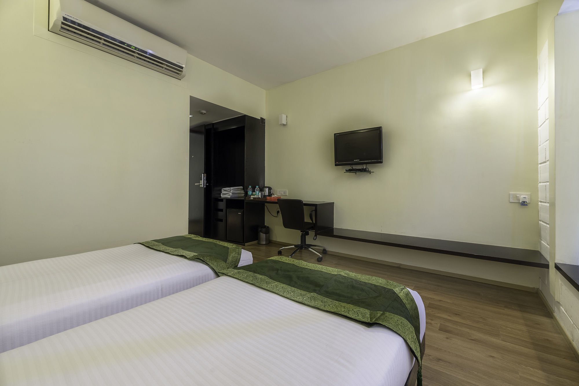 Treebo Trend Spektrum Suites Майсур Экстерьер фото