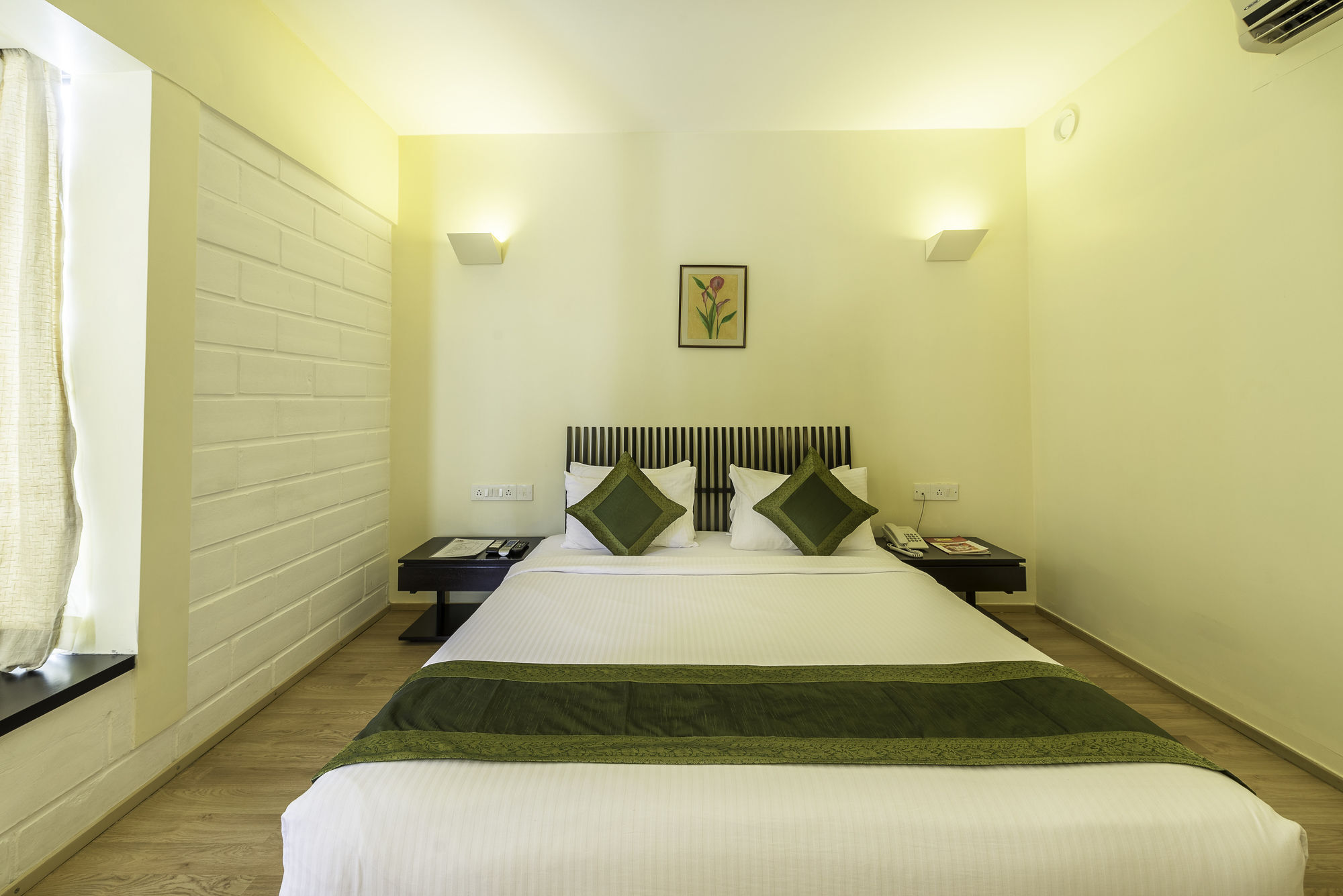 Treebo Trend Spektrum Suites Майсур Экстерьер фото