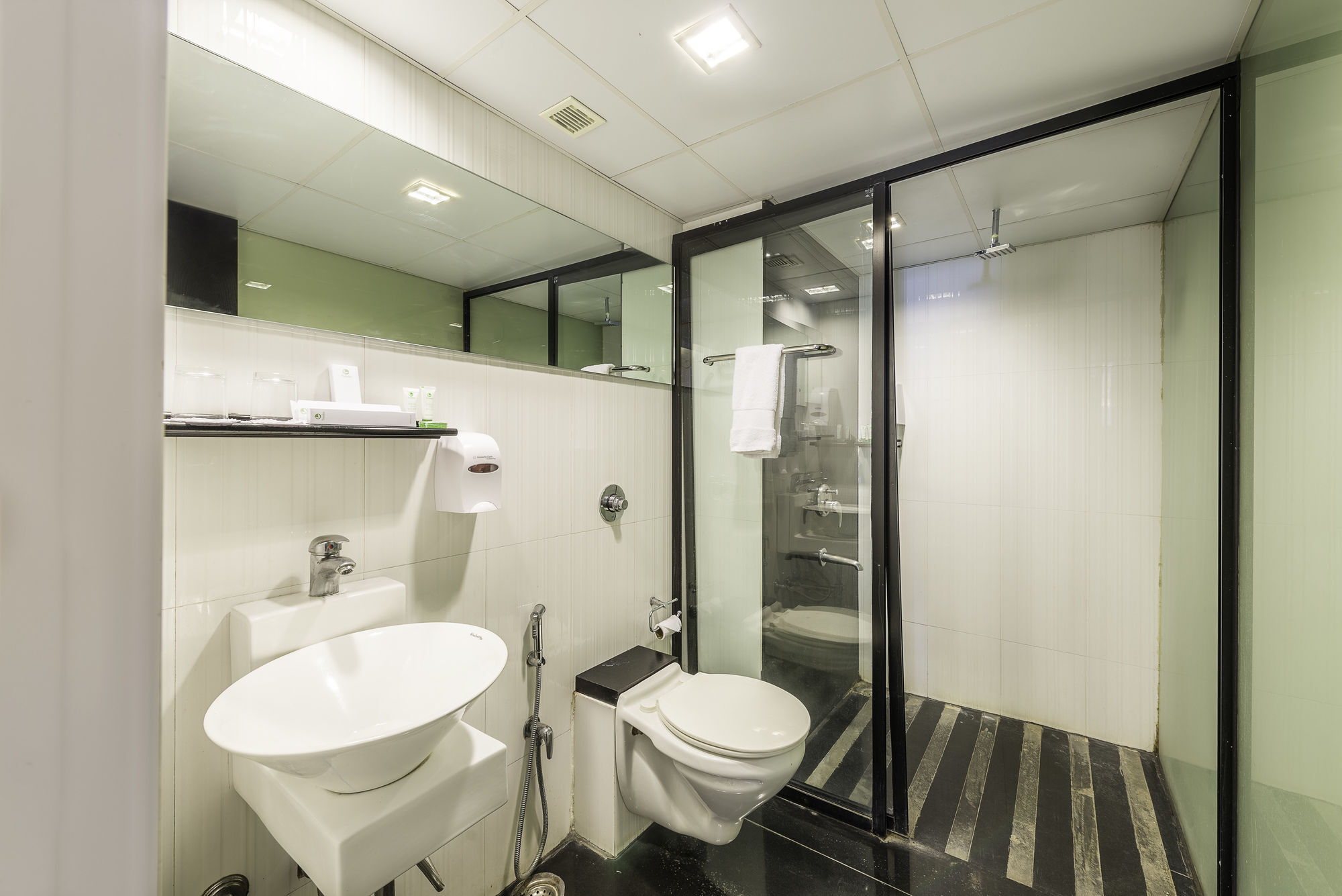 Treebo Trend Spektrum Suites Майсур Экстерьер фото